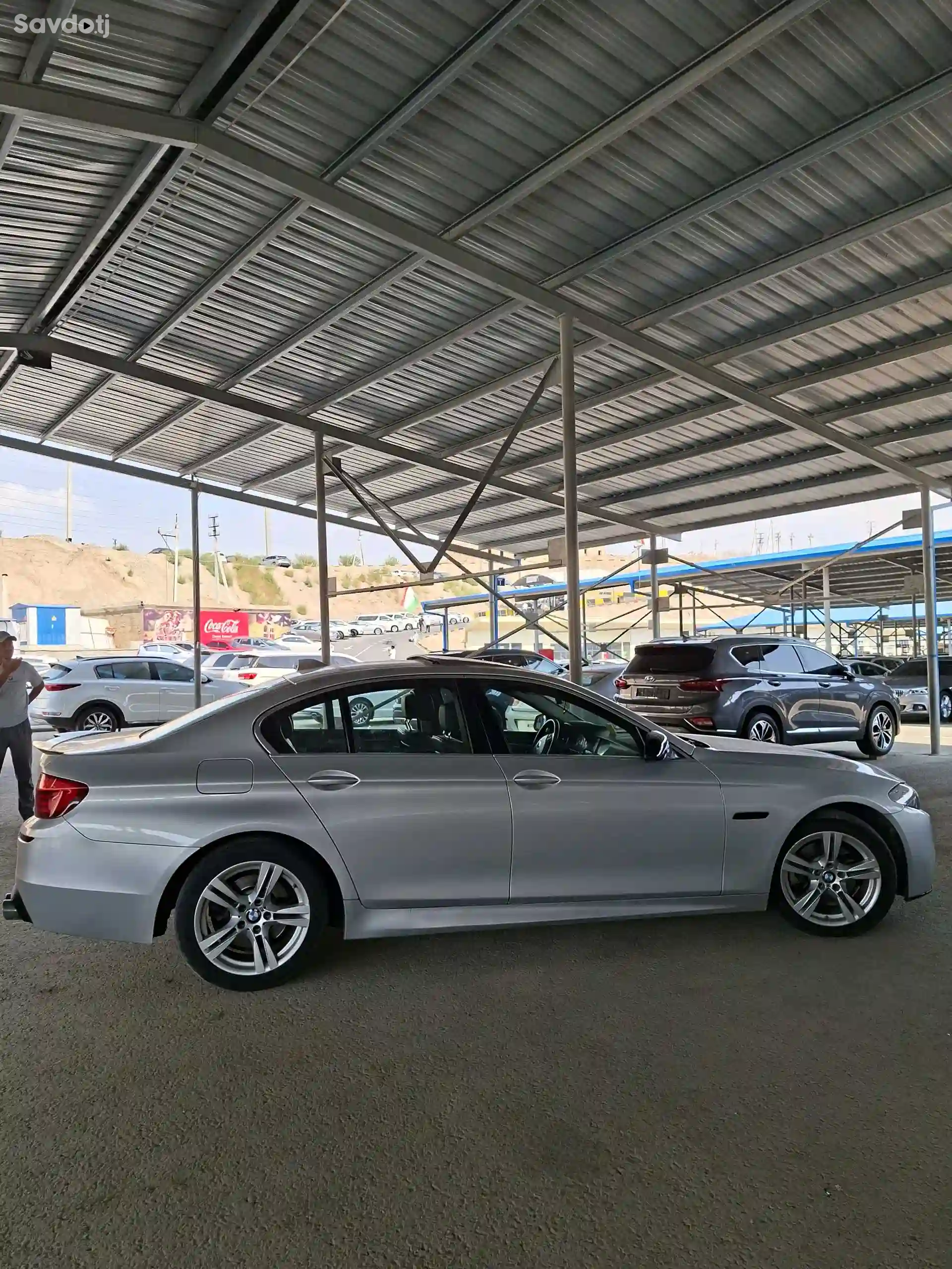 BMW 5 series 2011