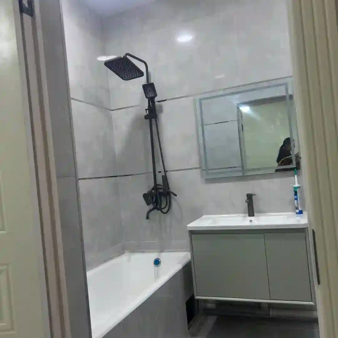 2-к квартира, 13 этаж, 64 м², Фирдавси
