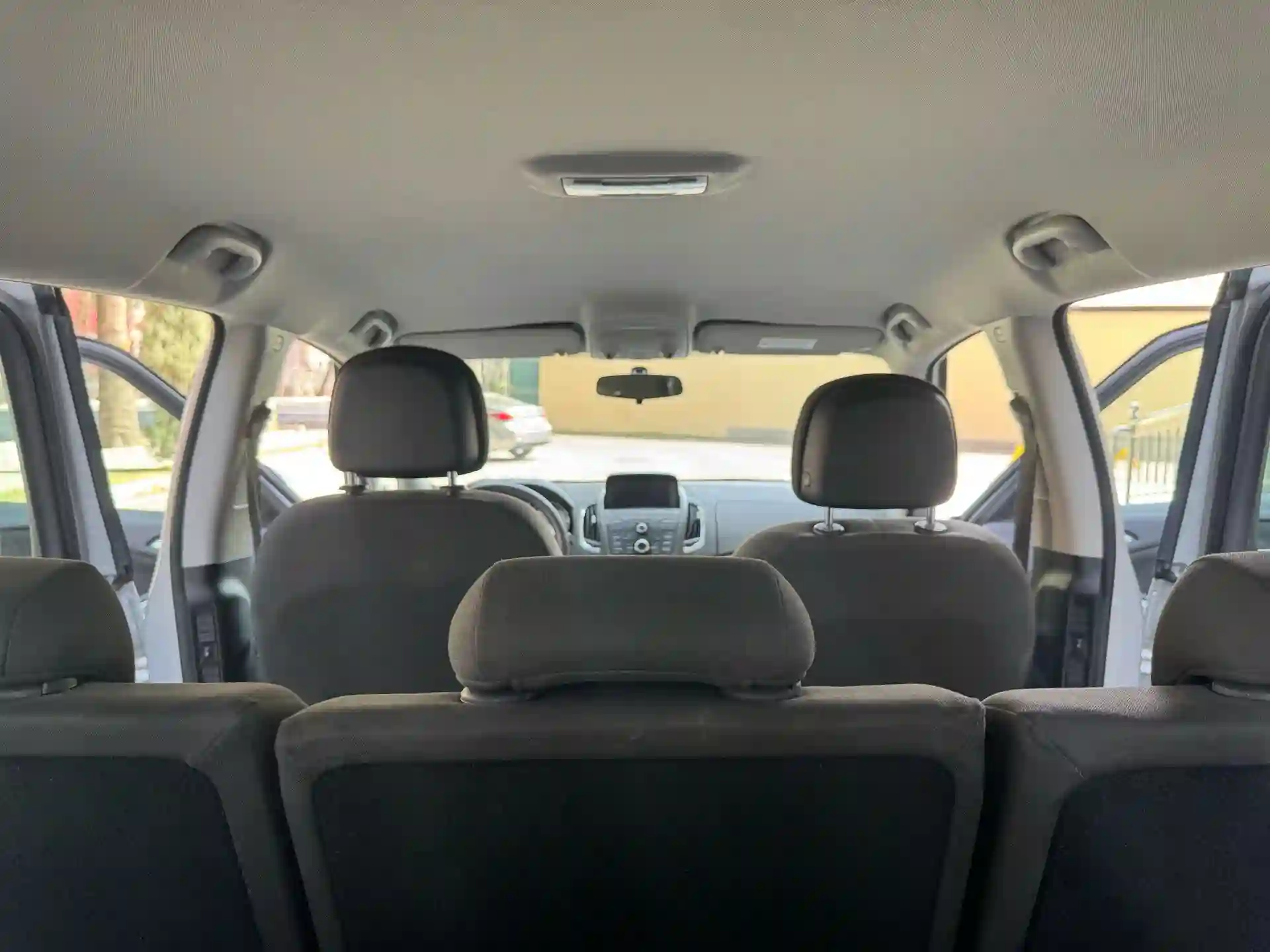 Opel Zafira 2016