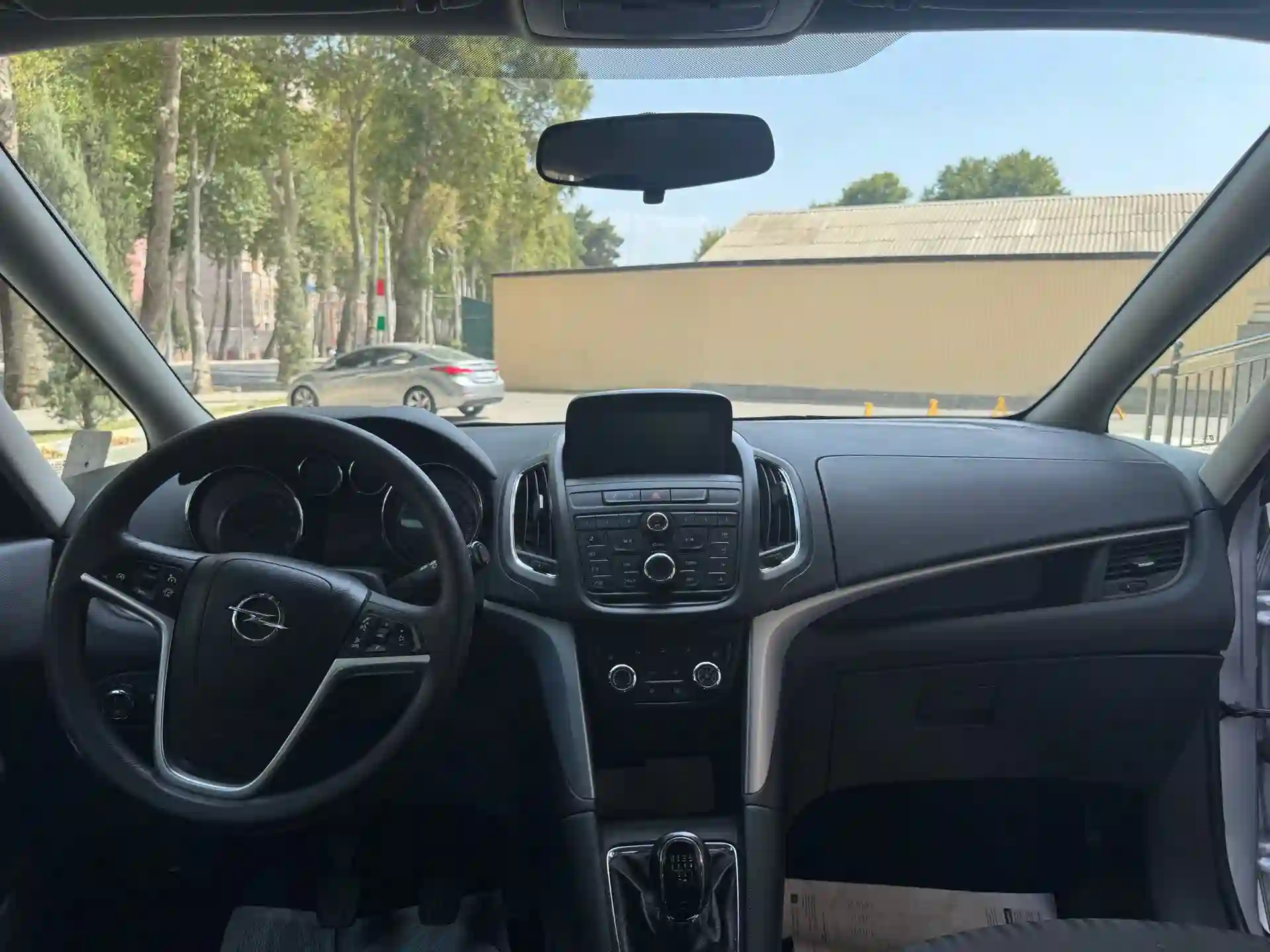 Opel Zafira 2016