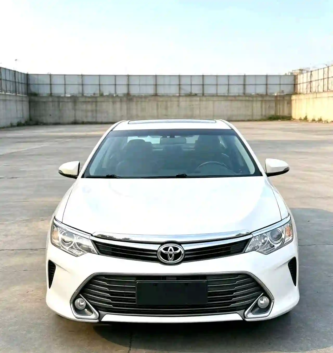 Toyota Camry 2015