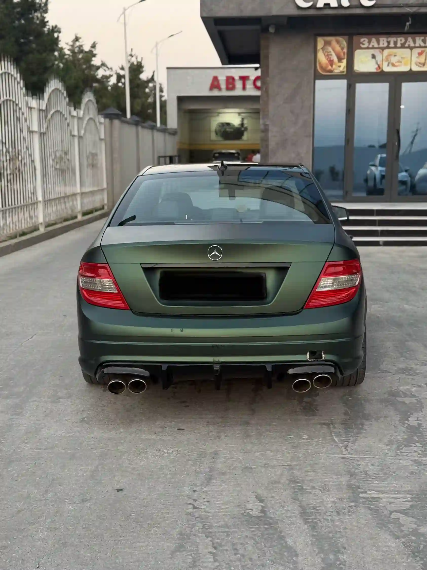 Mercedes-benz C class 2011