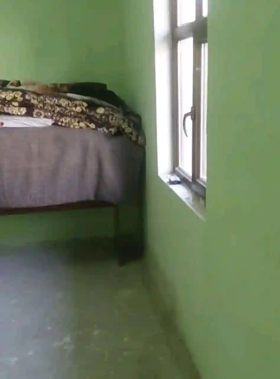 2-к квартира, 1 этаж, 54 м², Шохмансур