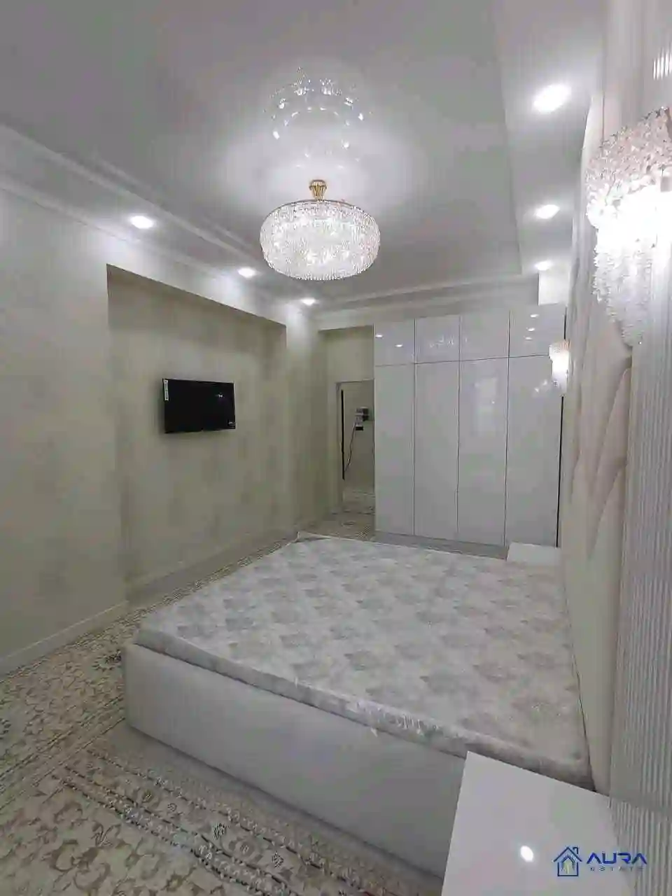 2-к квартира, 5 этаж, 63 м², Сино