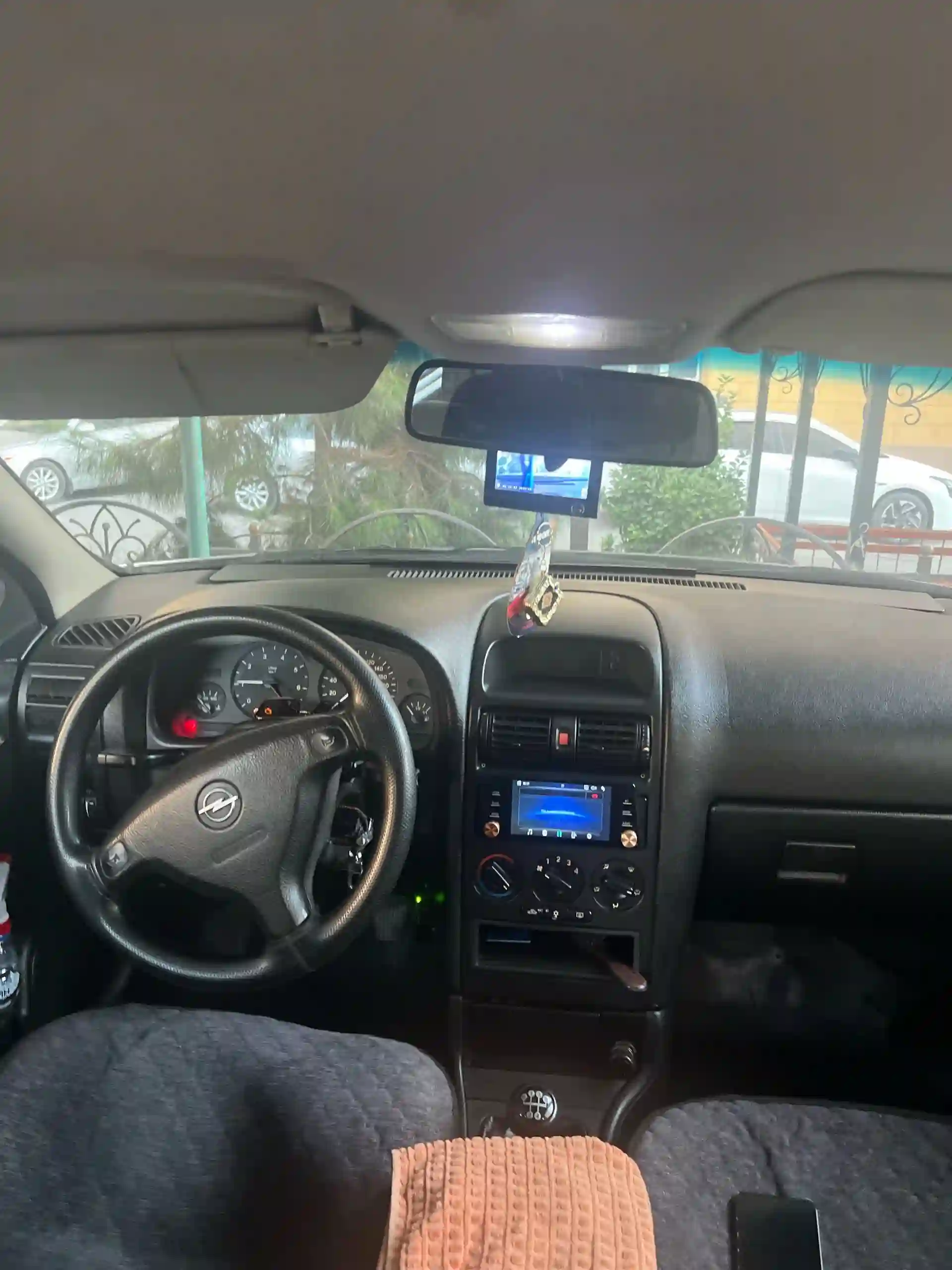 Opel Astra j 1998