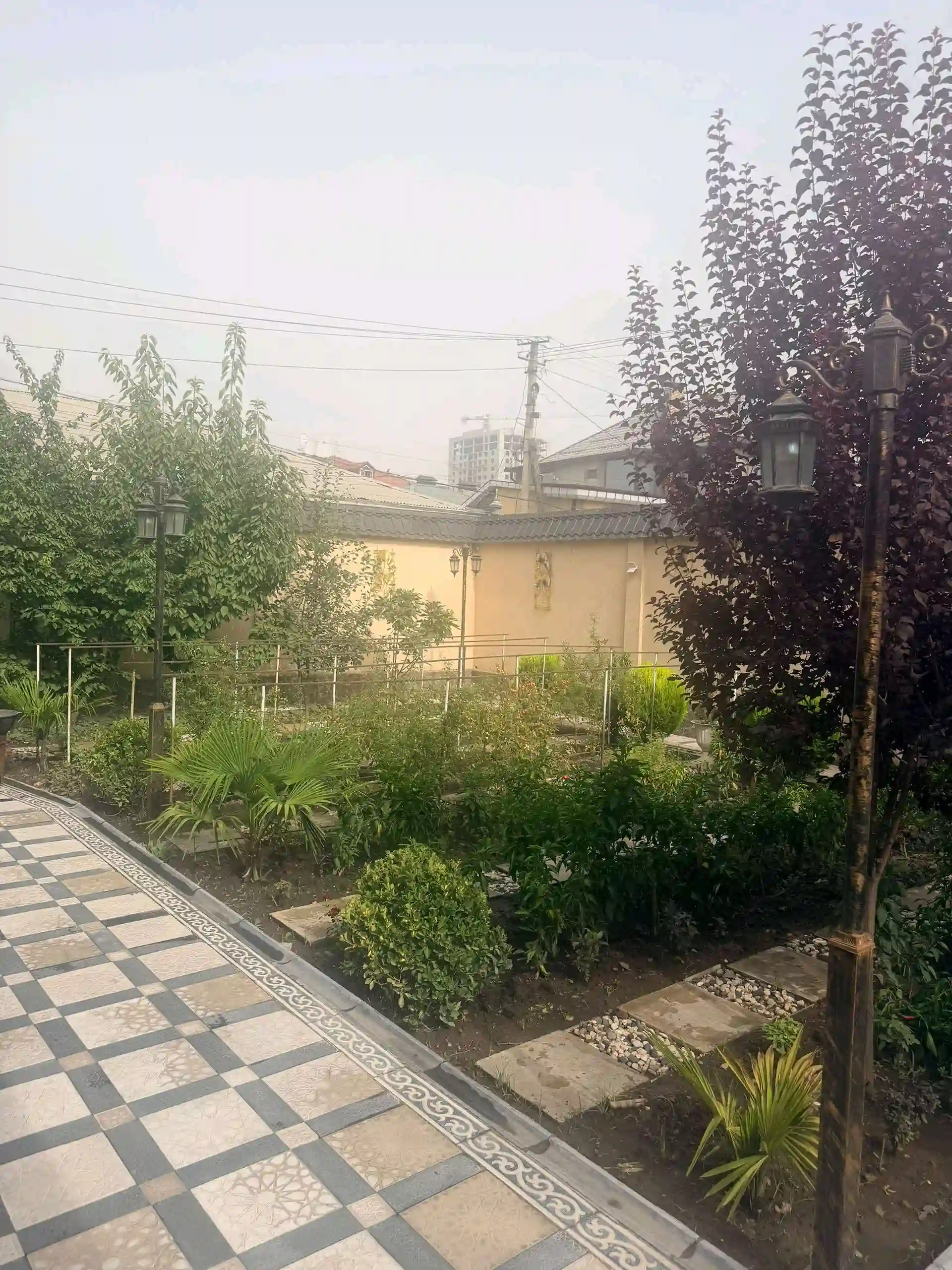 3 этажный, 10-комн. дом, 440 м², 6 соток, фирдавси