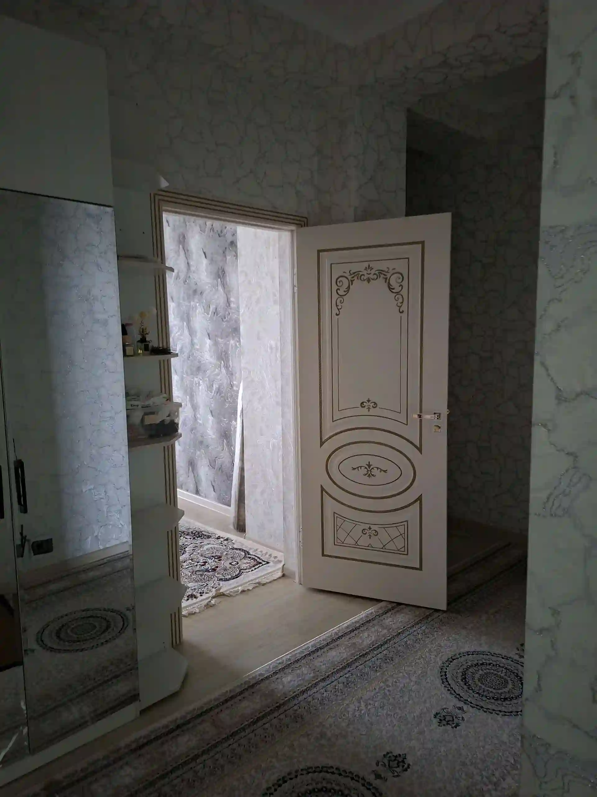 3-к квартира, 18 этаж, 82 м², Фирдавси