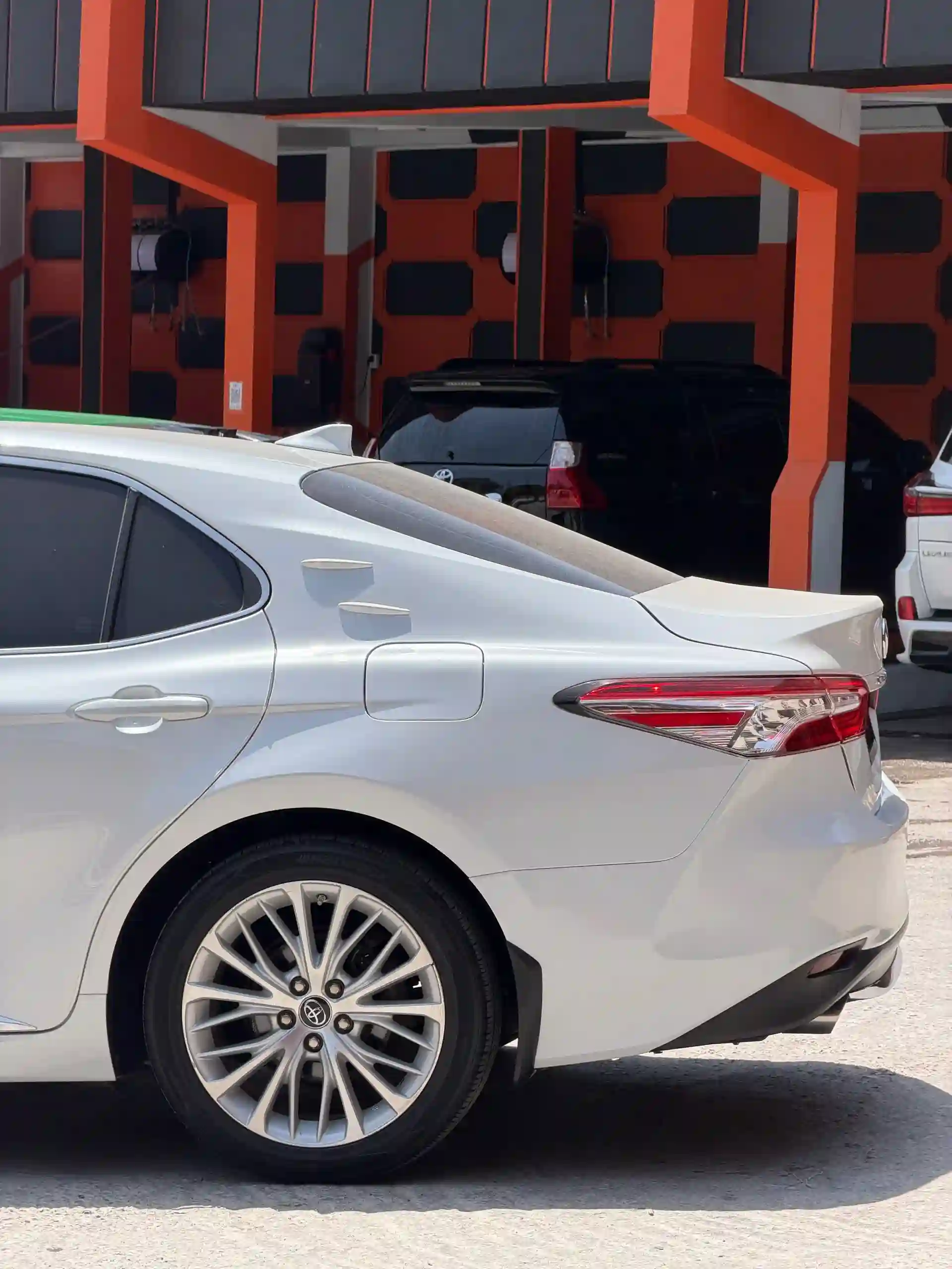 Toyota Camry 2019