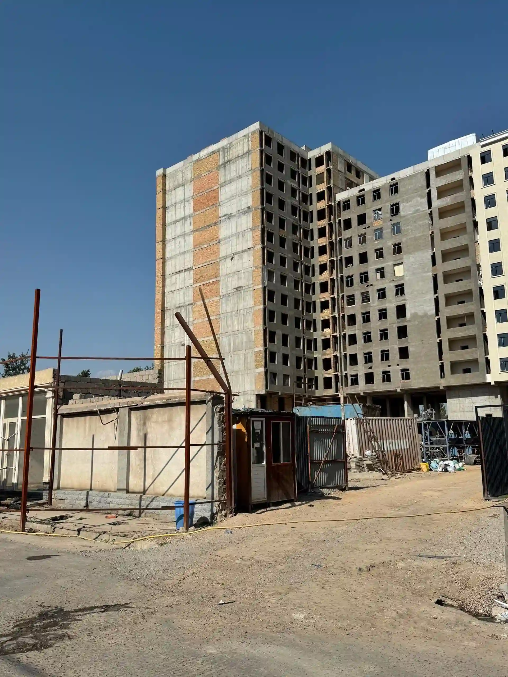 3-к квартира, 10 этаж, 106 м², старий айрапорт