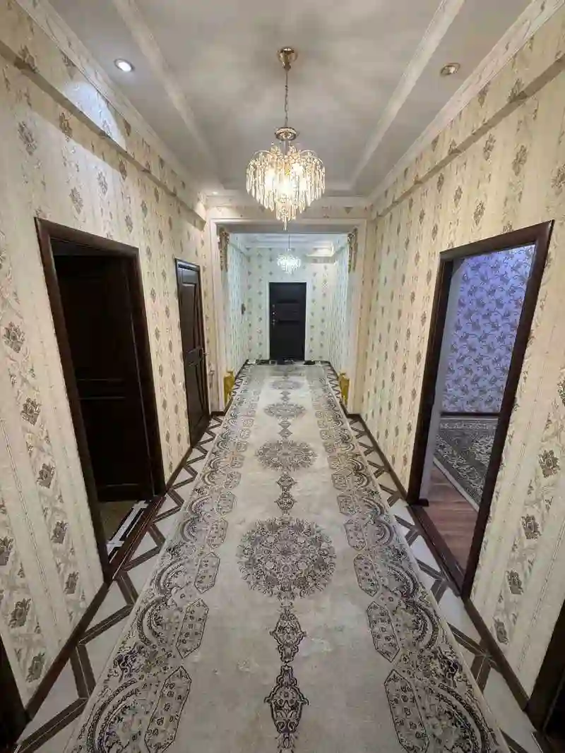 3-к квартира, 10 этаж, 122 м², новый ремонт