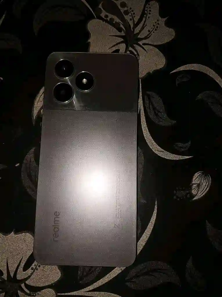 Realme note 50 