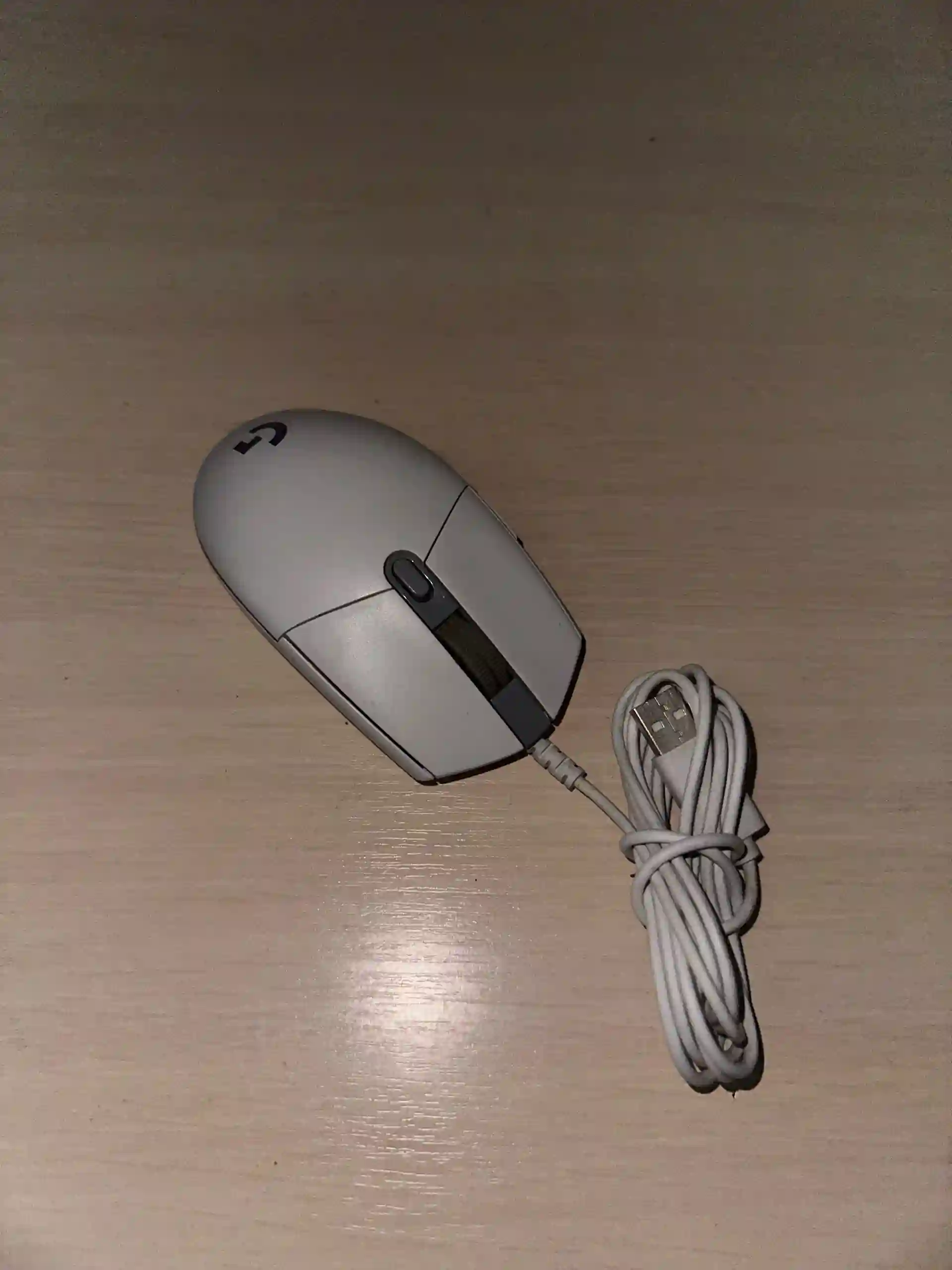 Игровая мышь Logitech G102 LightSync (белая)