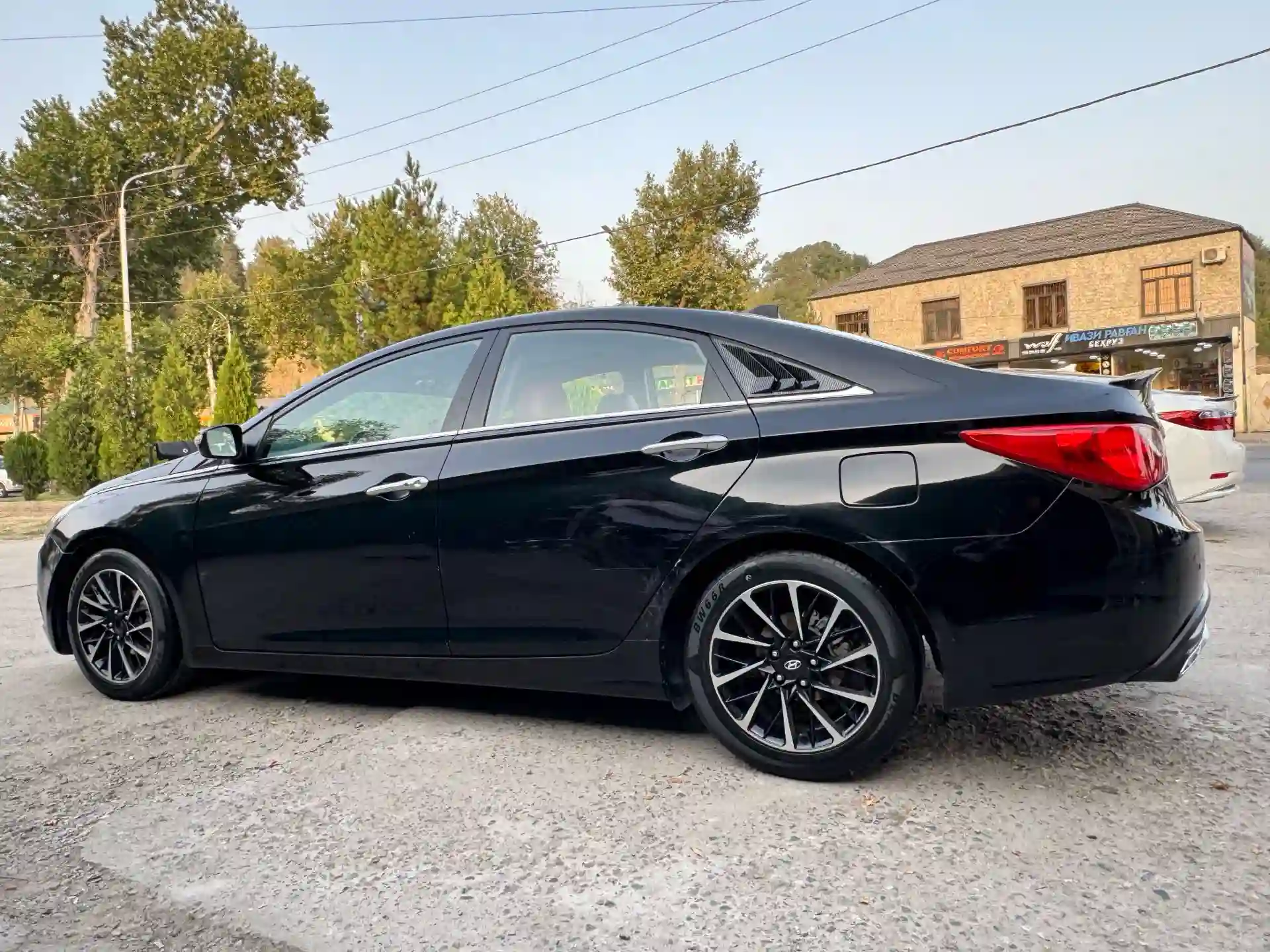 Hyundai Sonata 2011