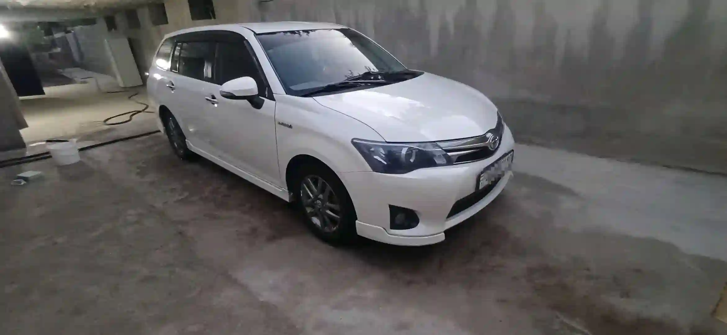 Toyota Fielder 2014