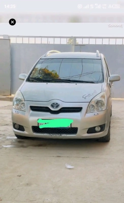 Toyota Corolla verso 2008