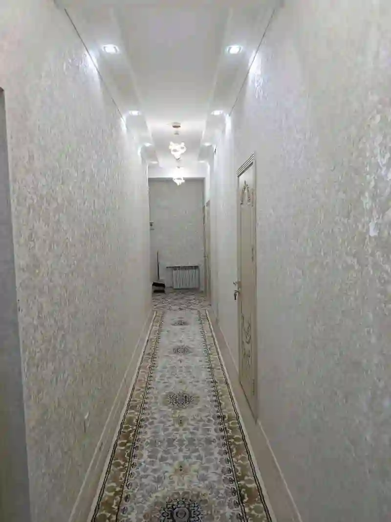 3-к квартира, 4 этаж, 75 м², Шоҳмансур, Айнӣ 64/2