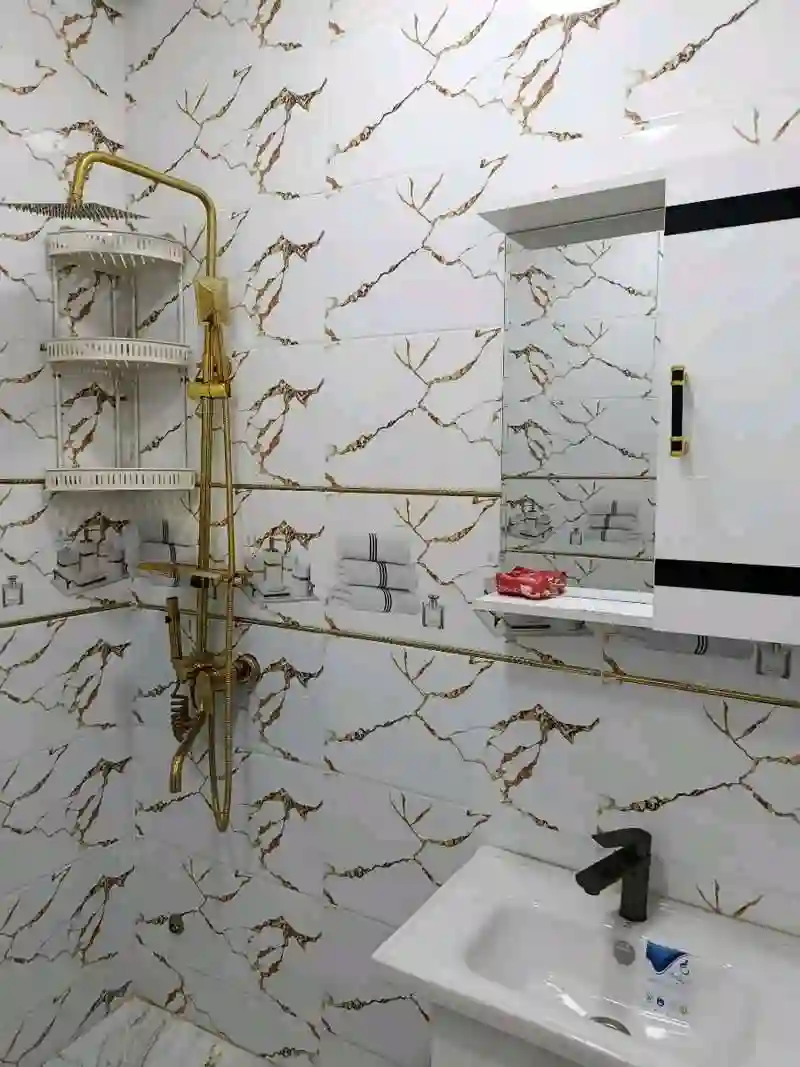 3-к квартира, 4 этаж, 75 м², Шоҳмансур, Айнӣ 64/2