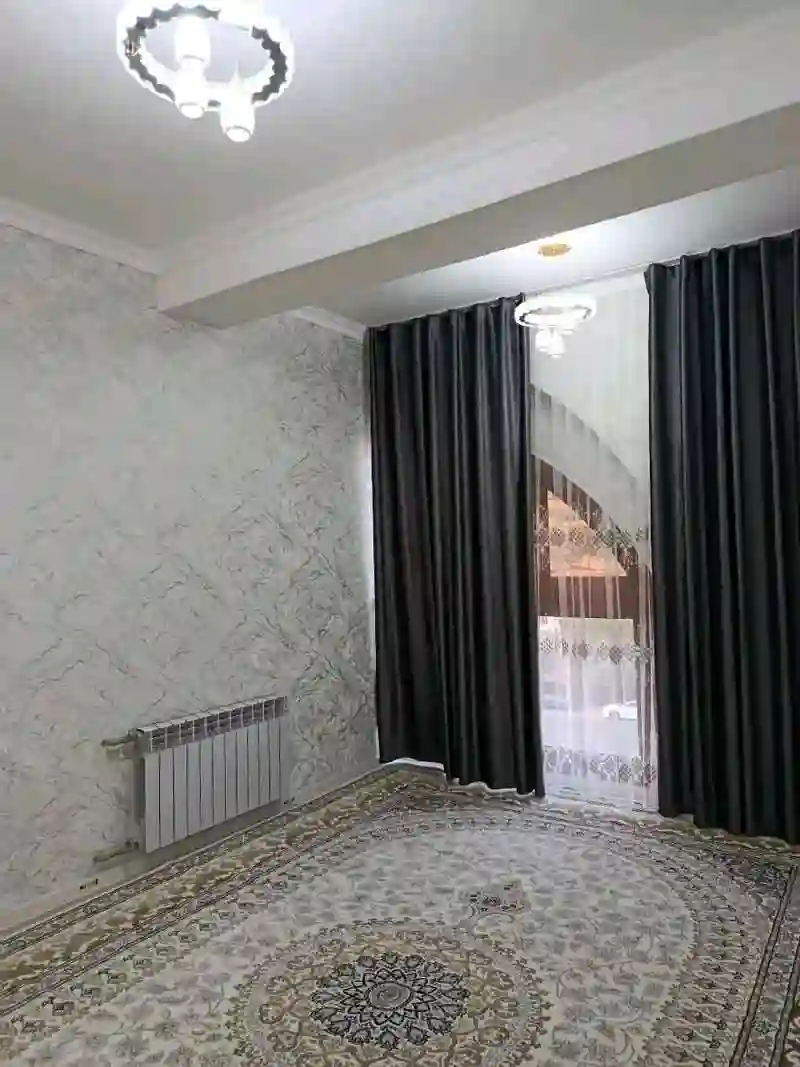 3-к квартира, 4 этаж, 75 м², Шоҳмансур, Айнӣ 64/2