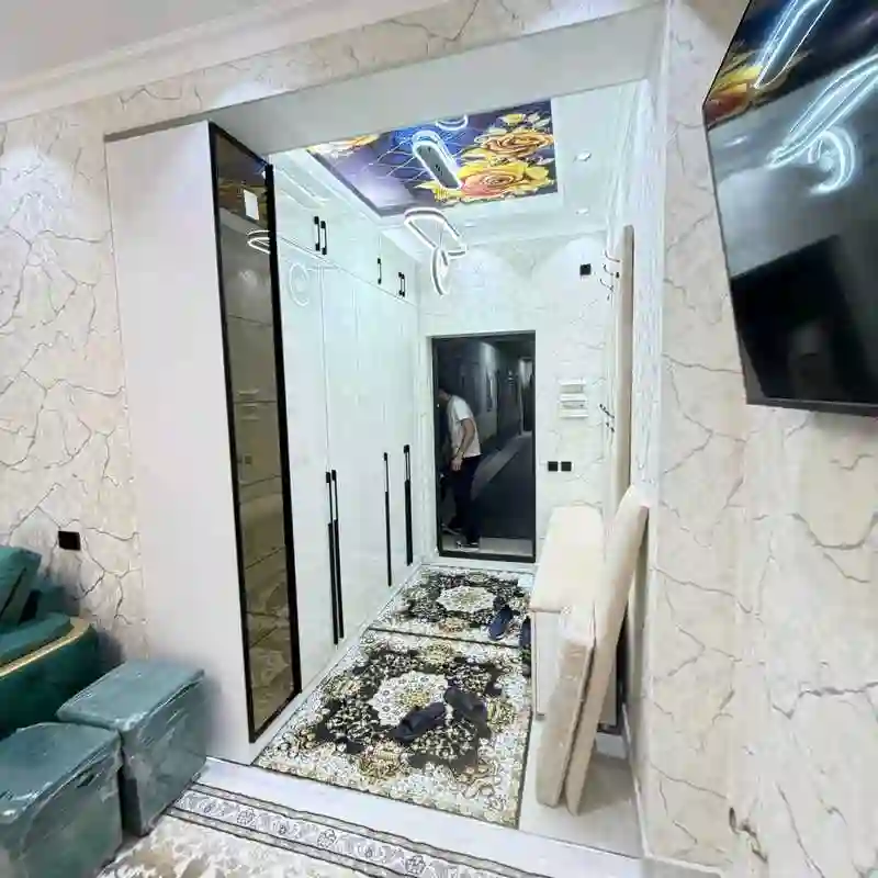 3-к квартира, 14 этаж, 100 м², Овир,Султанбей