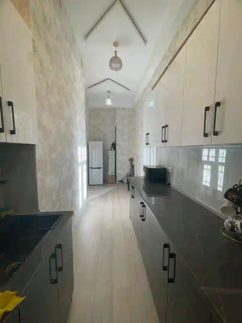 3-к квартира, 17 этаж, 262 м², Фирдвси