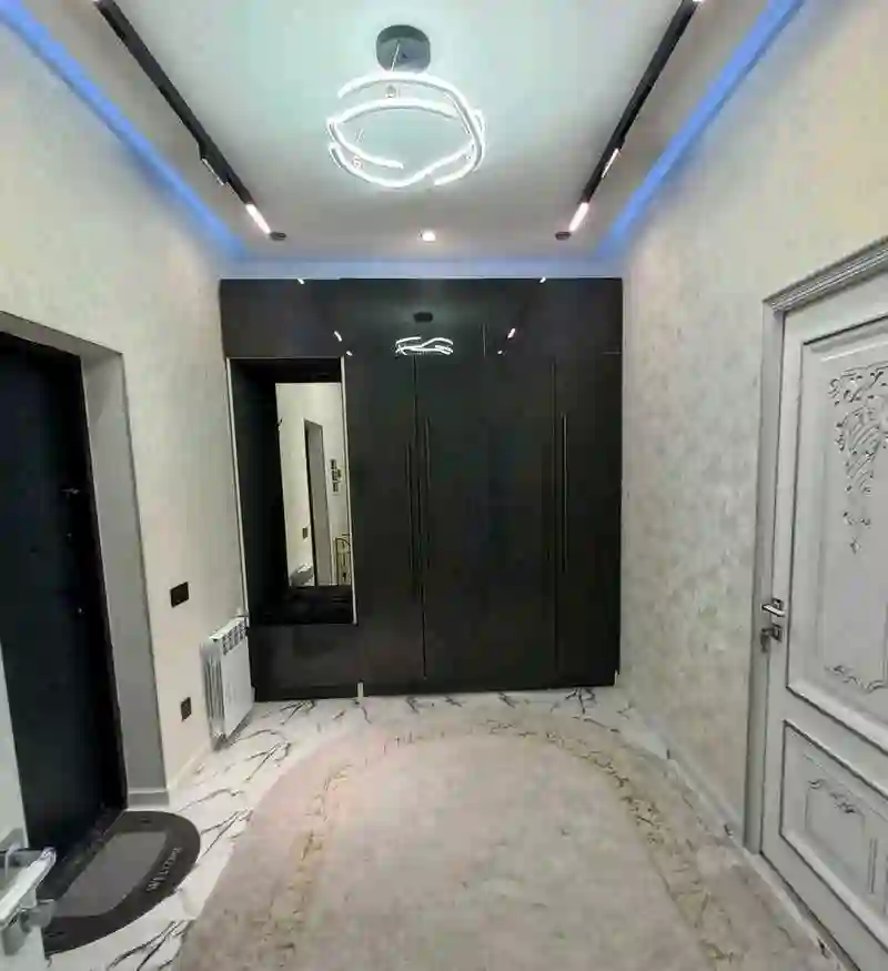 2-к квартира, 14 этаж, 80 м², Овир