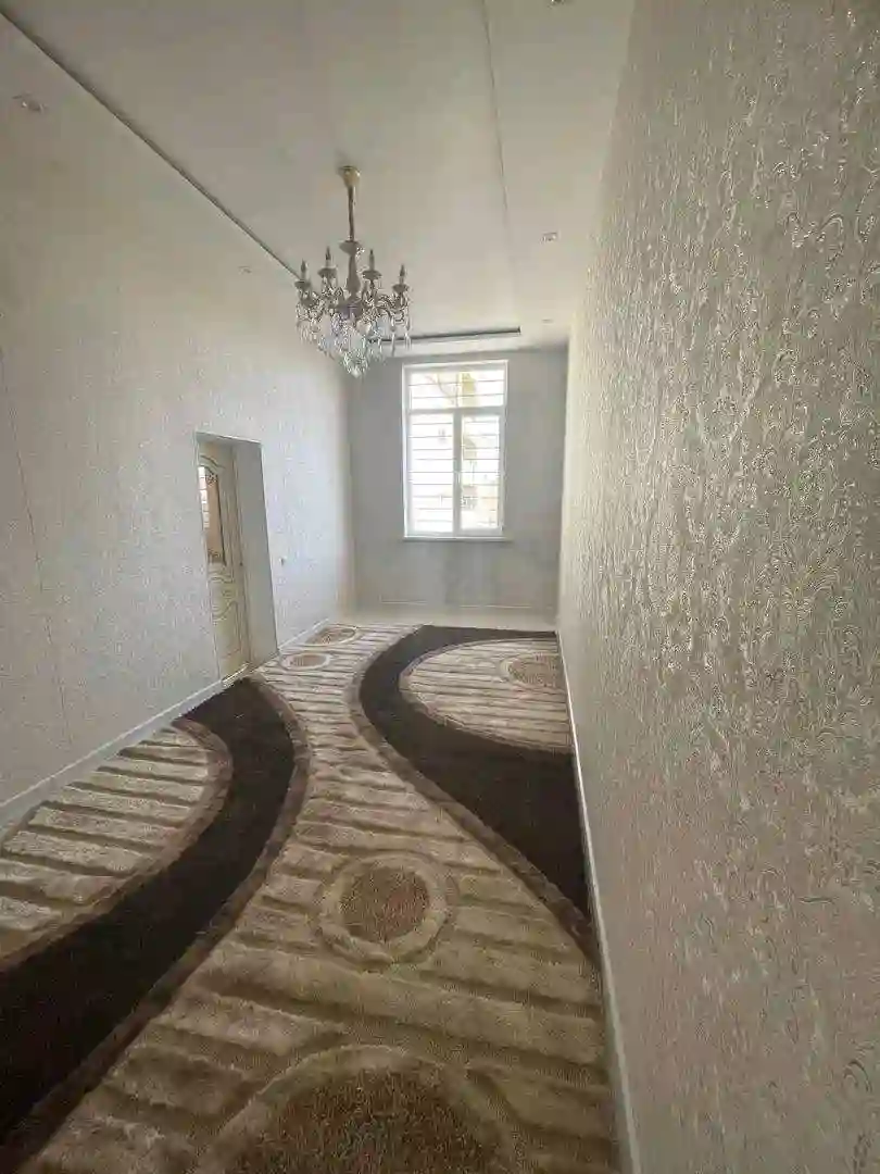 3-к квартира, 17 этаж, 17 м², Фирдавси