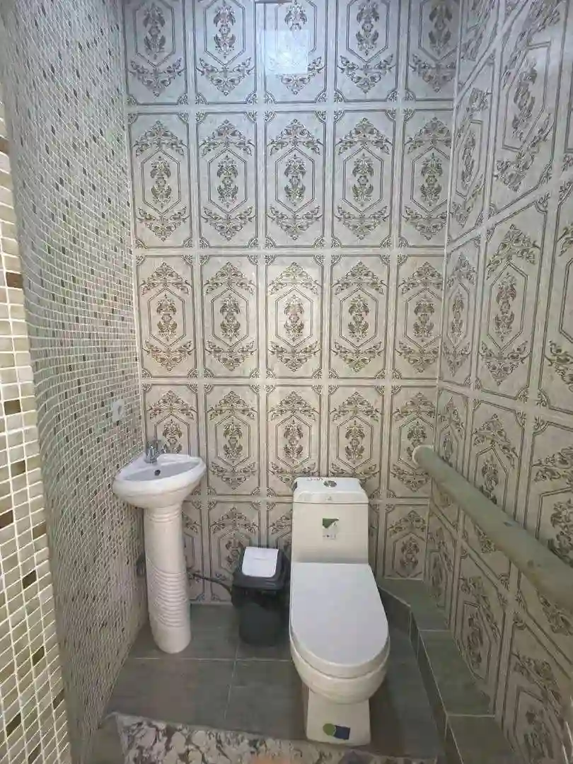3-к квартира, 17 этаж, 17 м², Фирдавси