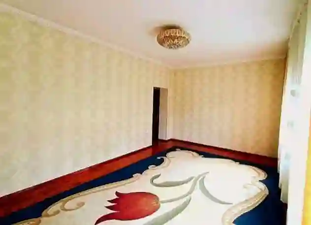 2 этажный, 10-комн. дом, 300 м², 8 соток, сино