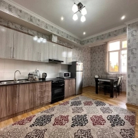 2-к квартира, 3 этаж, 90 м², И. Сомонӣ