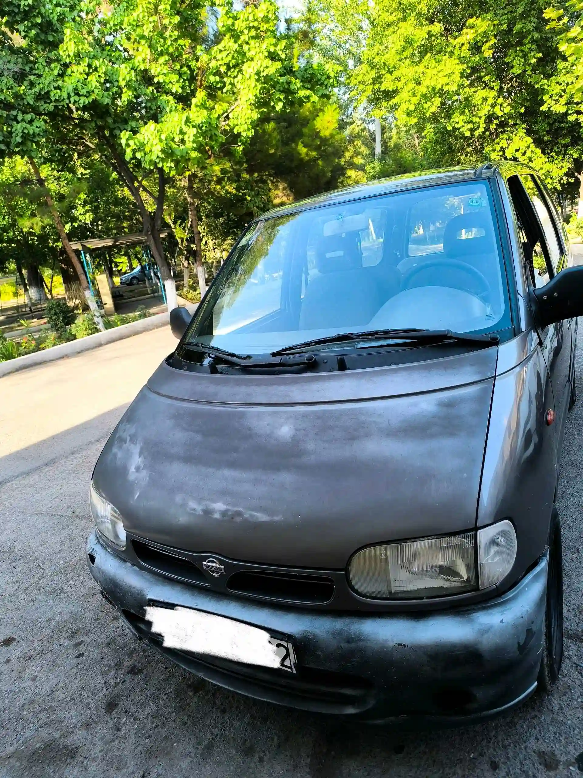 Nissan Serena 1999
