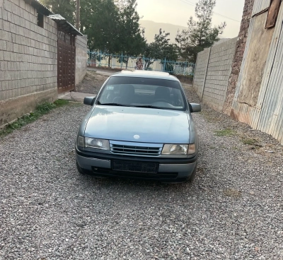 Opel Vectra a 1991