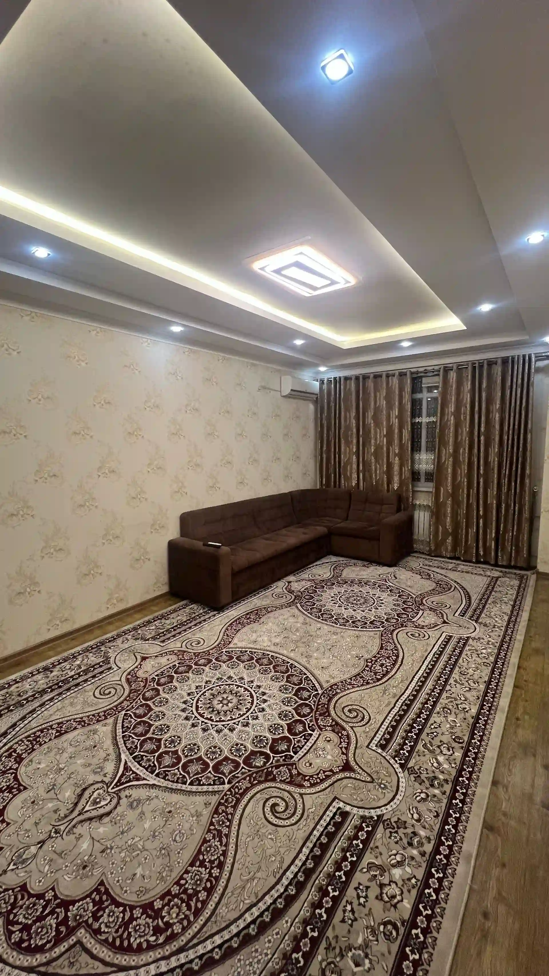 2-к квартира, 13 этаж, 70 м², Гранд Отель