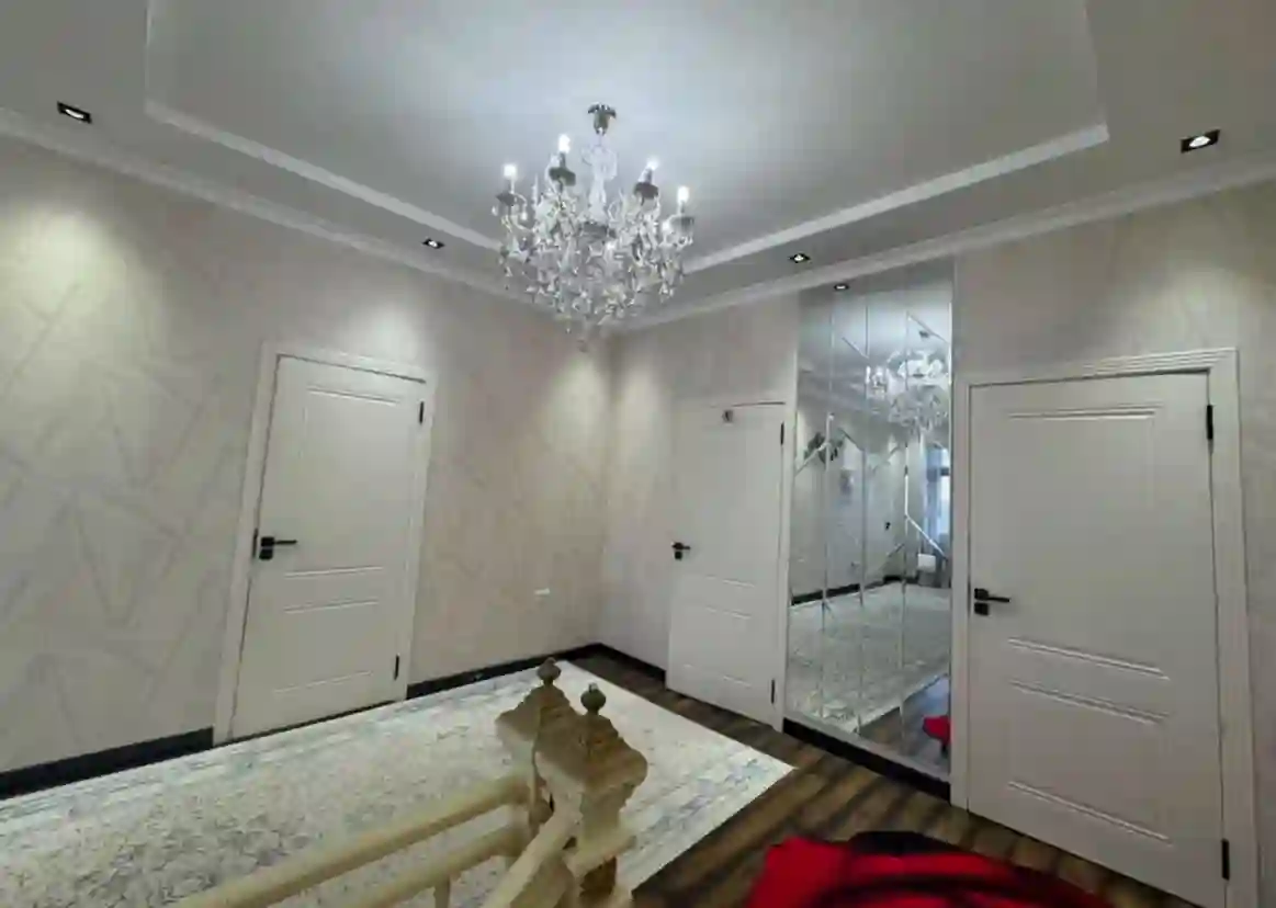 2 этажный, 5-комн. дом, 168 м², 2 соток, Сино