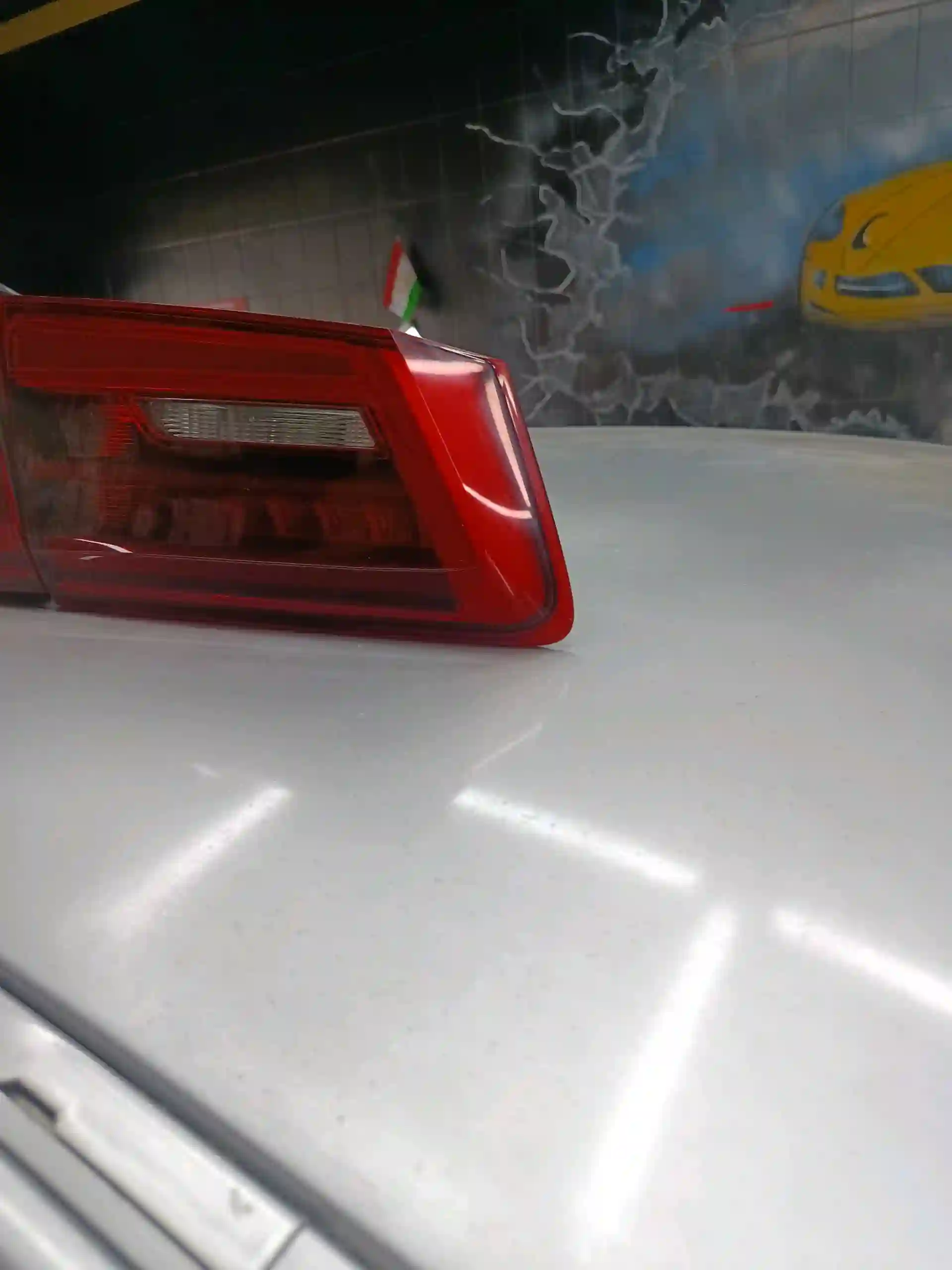задний фонарь от BMW G30