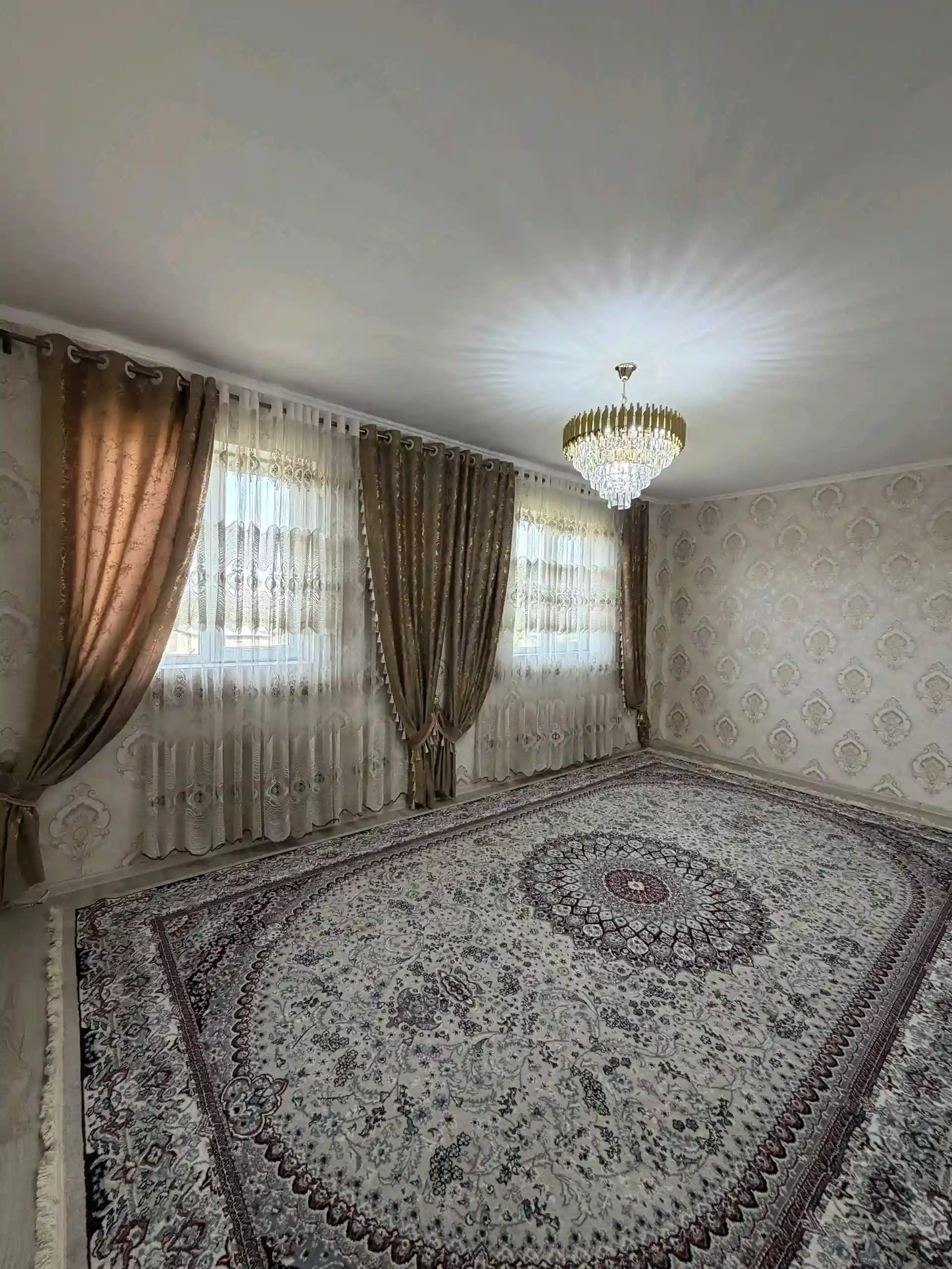 2-к квартира, 4 этаж, 56 м², Фирдавсӣ