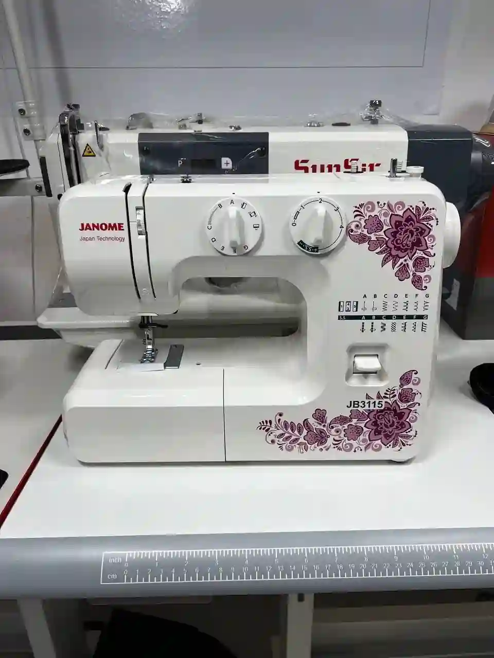 Мошинаи Дузандаги JANOME JB3115