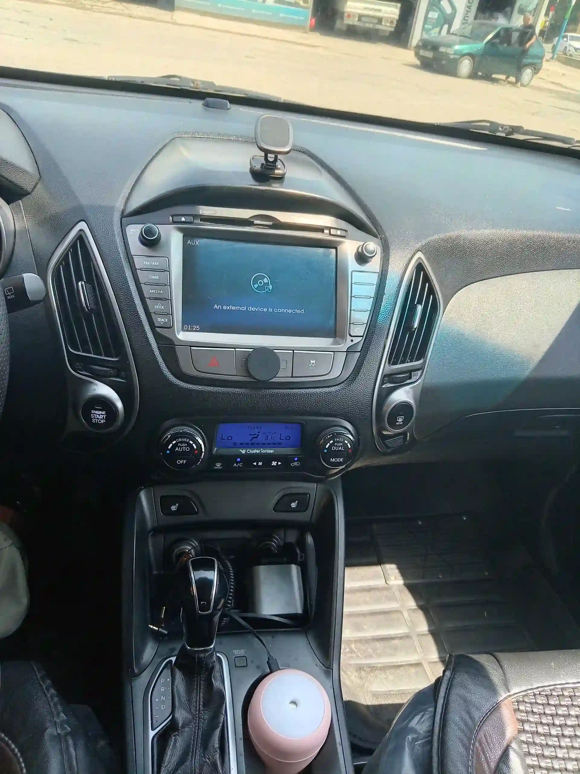 Hyundai Tuscani 2014 — миниатюра 5