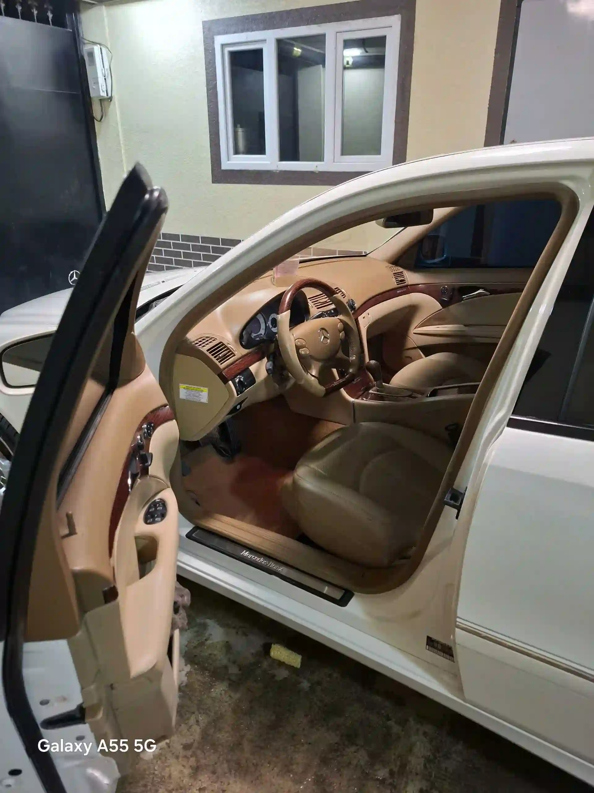 Mercedes-benz E class 2009 — миниатюра 8