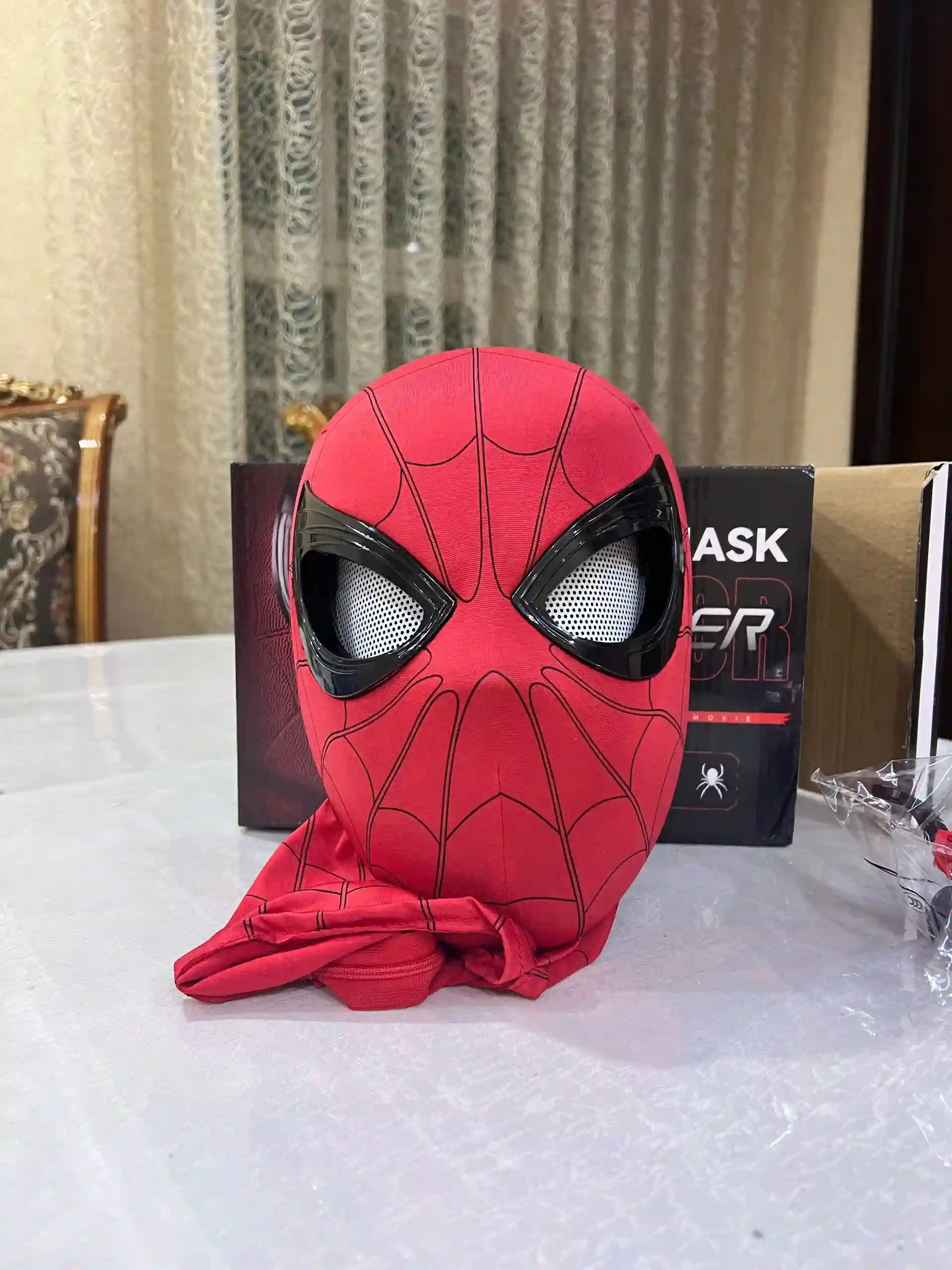 маска человек паука🕷️