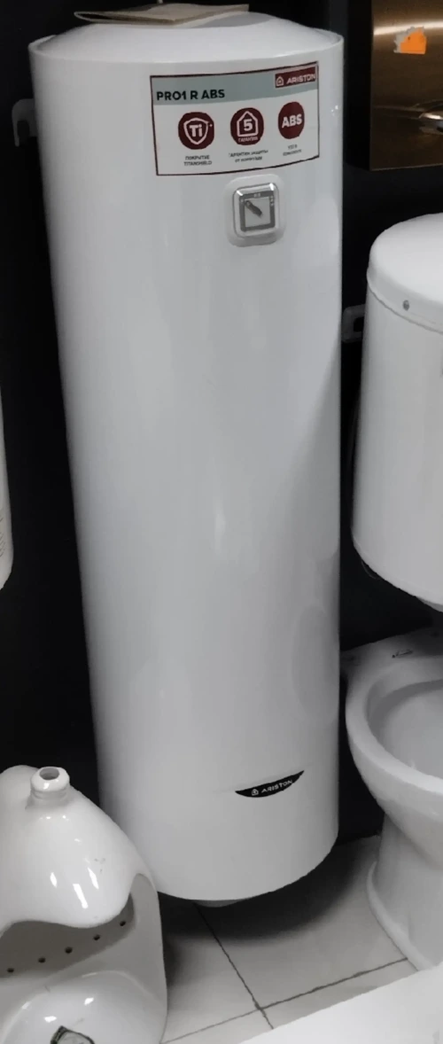 Водонагреватель Ariston 100л — миниатюра 1