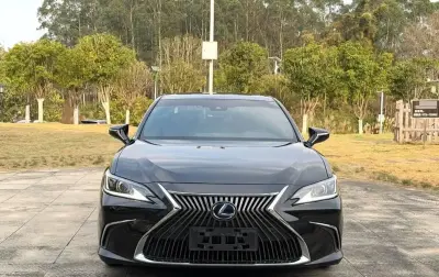 Lexus ES series, 2018
