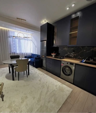 2-комн. квартира, 7 этаж, 76м², И.Сомони спартак