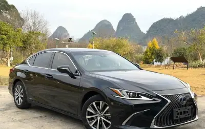 Lexus ES series, 2018