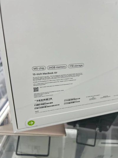 Ноутбук Apple MacBook air 24/1tb