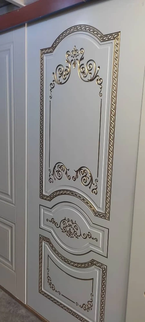 Дверь — миниатюра 1