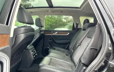 Hongqi HS7, 2021