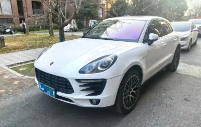 Porsche Macan, 2016