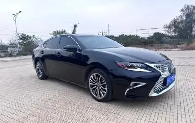 Lexus ES series, 2015