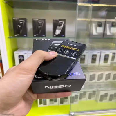 Novey N880