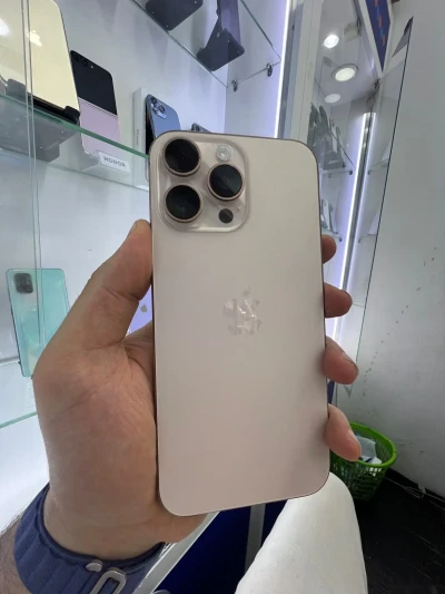 Apple iPhone 16 Pro Max, 512 gb, Desert Titanium — миниатюра 1